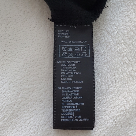 NWOT- Forever 21• High Waist Rayon Mix Pencil skirt with slit- Small - Picture 6 of 8